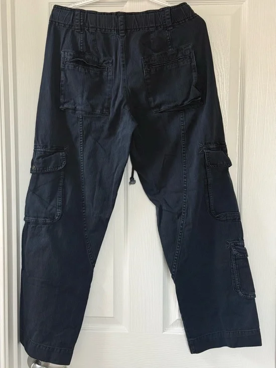 Free People Women’s black Cargo Pants with Drawstring Waist - Picture 2 of 5